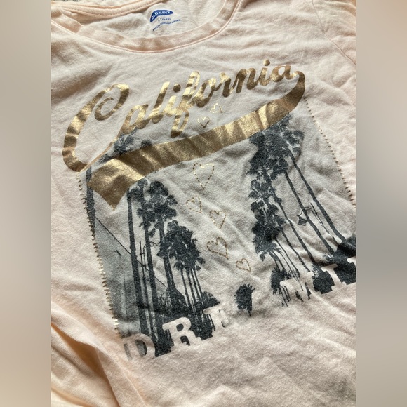 🌸3/$30🌸 Hello Kitty + Old Navy Girls’ Long Sleeve Fall/Winter Tops 🎄✨ - Picture 4 of 8